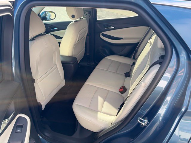 Used 2024 Buick Encore GX Avenir w/ Avenir Convenience Package FWD image 12