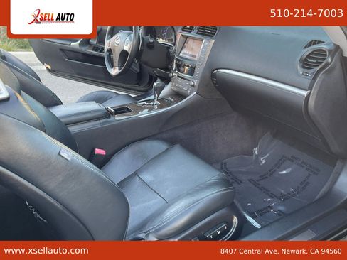 Used 2011 Lexus IS 250C RWD image 15