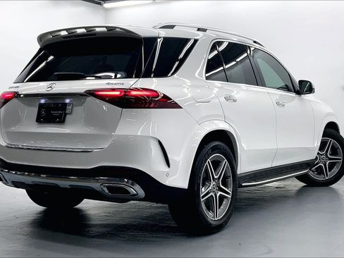 Used 2024 Mercedes-Benz GLE 350 4MATIC image 4