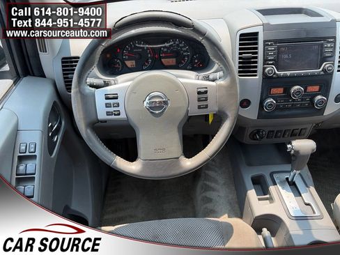 Used 2018 Nissan Frontier SV w/ Value Truck Package AWD/4WD image 10