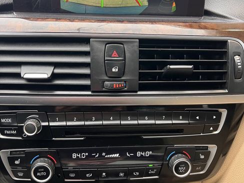 Used 2016 BMW 328i xDrive Sedan w/ Premium Package image 15