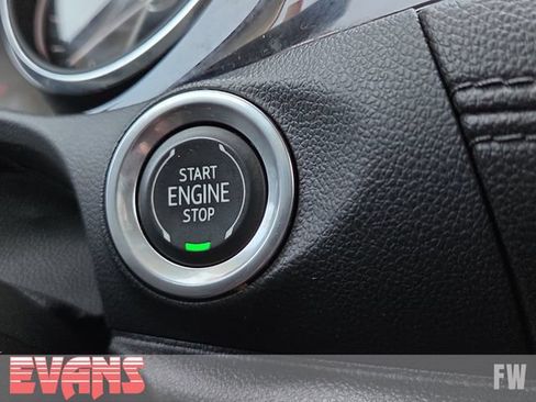 Used 2021 Buick Encore GX Essence w/ Advanced Technology Package FWD image 6