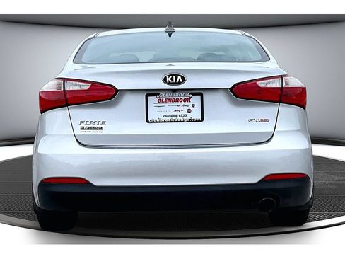 Used 2016 Kia Forte EX w/ EX Premium Package FWD image 6