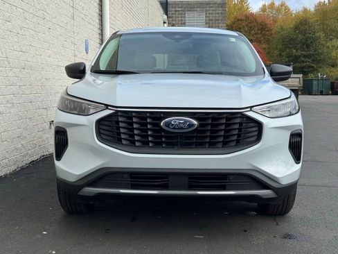 New 2026 Ford Escape Active w/ Cold Weather Package AWD/4WD image 3