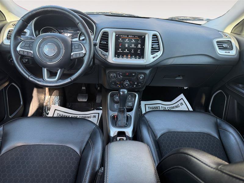 Used 2018 Jeep Compass Latitude w/ Popular Equipment Group AWD/4WD image 12