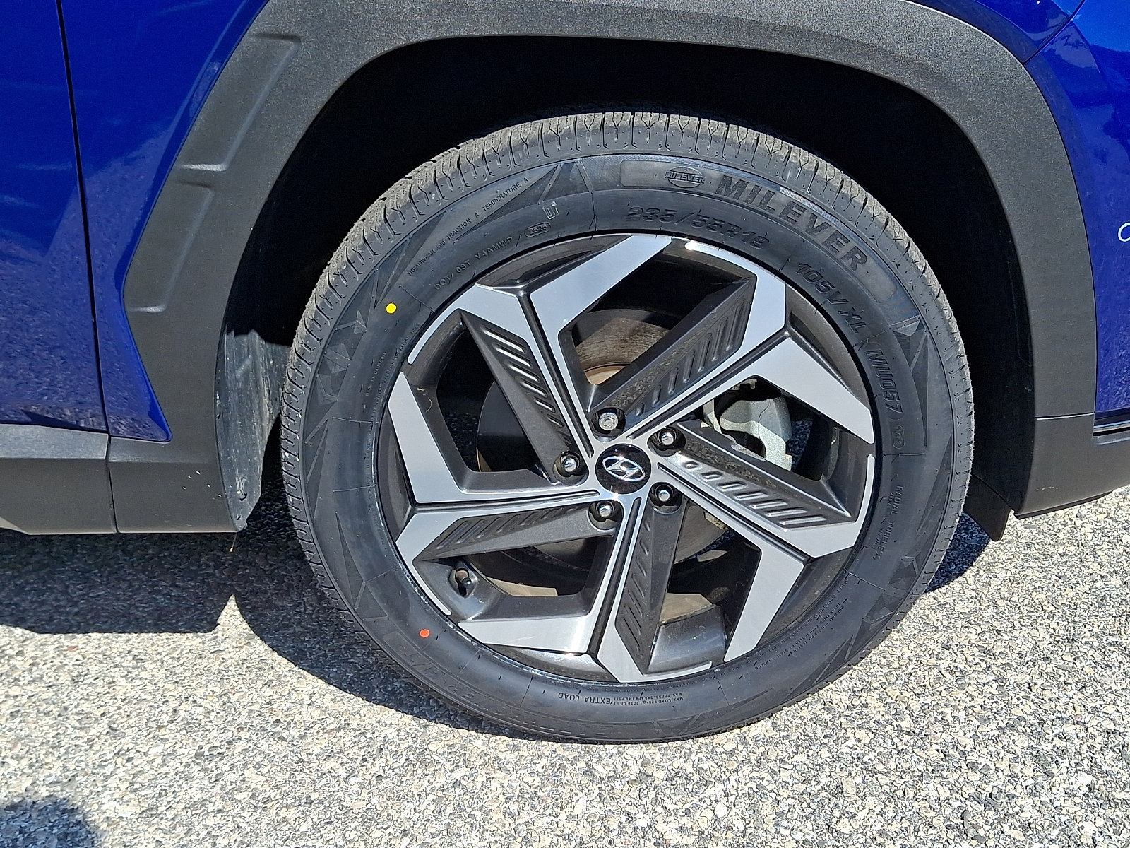 Certified 2024 Hyundai Tucson Limited AWD/4WD image 8