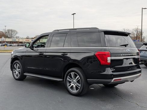 Certified 2022 Ford Expedition XLT image 4