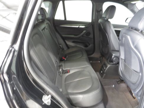 Used 2016 BMW X1 xDrive28i AWD/4WD image 11