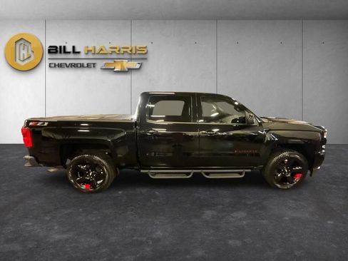 Used 2018 Chevrolet Silverado 1500 LTZ Z71 w/ Redline Edition AWD/4WD image 10