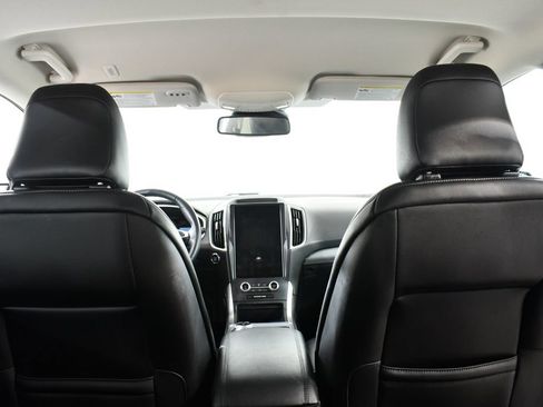 Used 2021 Ford Edge SEL w/ Convenience Package AWD/4WD image 17