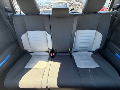 Used 2025 Toyota Tacoma TRD Off-Road image 36