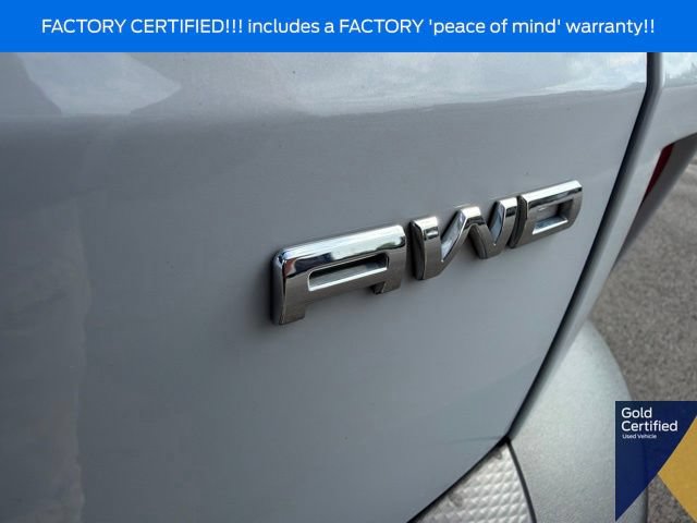 Used 2025 Ford Escape ST-Line Select AWD/4WD image 14