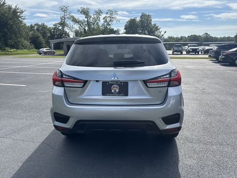 Used 2025 Mitsubishi Outlander Sport ES AWD/4WD image 9