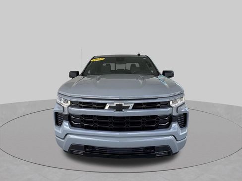 Used 2025 Chevrolet Silverado 1500 RST AWD/4WD image 3