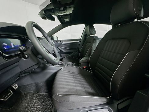 Used 2024 Volkswagen Jetta Sport image 13