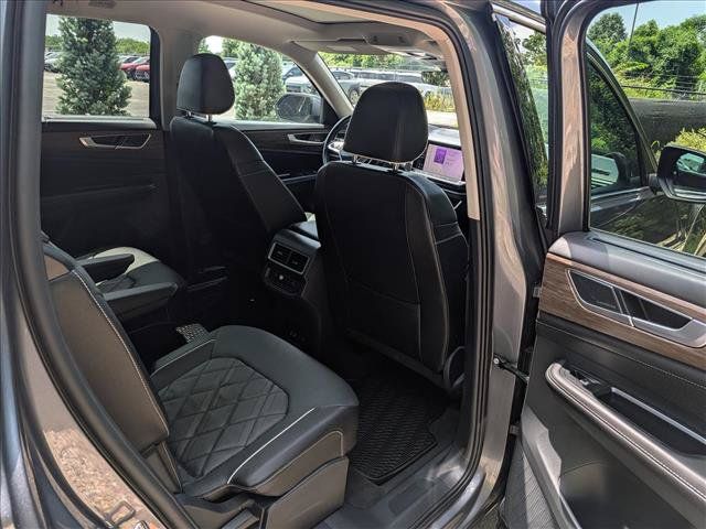 Certified 2025 Volkswagen Atlas SEL Premium R-Line AWD/4WD image 14
