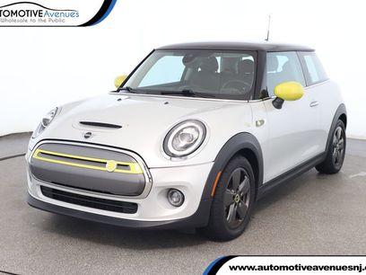 Used 2021 MINI Cooper SE w/ 6.5" Touchscreen Package
