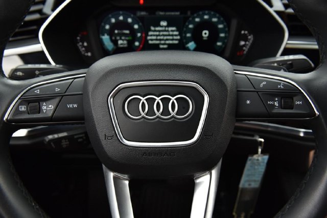 Used 2025 Audi Q3 2.0T Premium AWD/4WD image 17