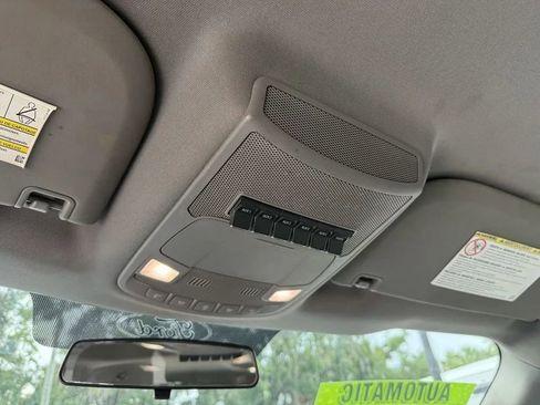 Used 2017 Ford F550 4x4 Crew Cab Super Duty image 26