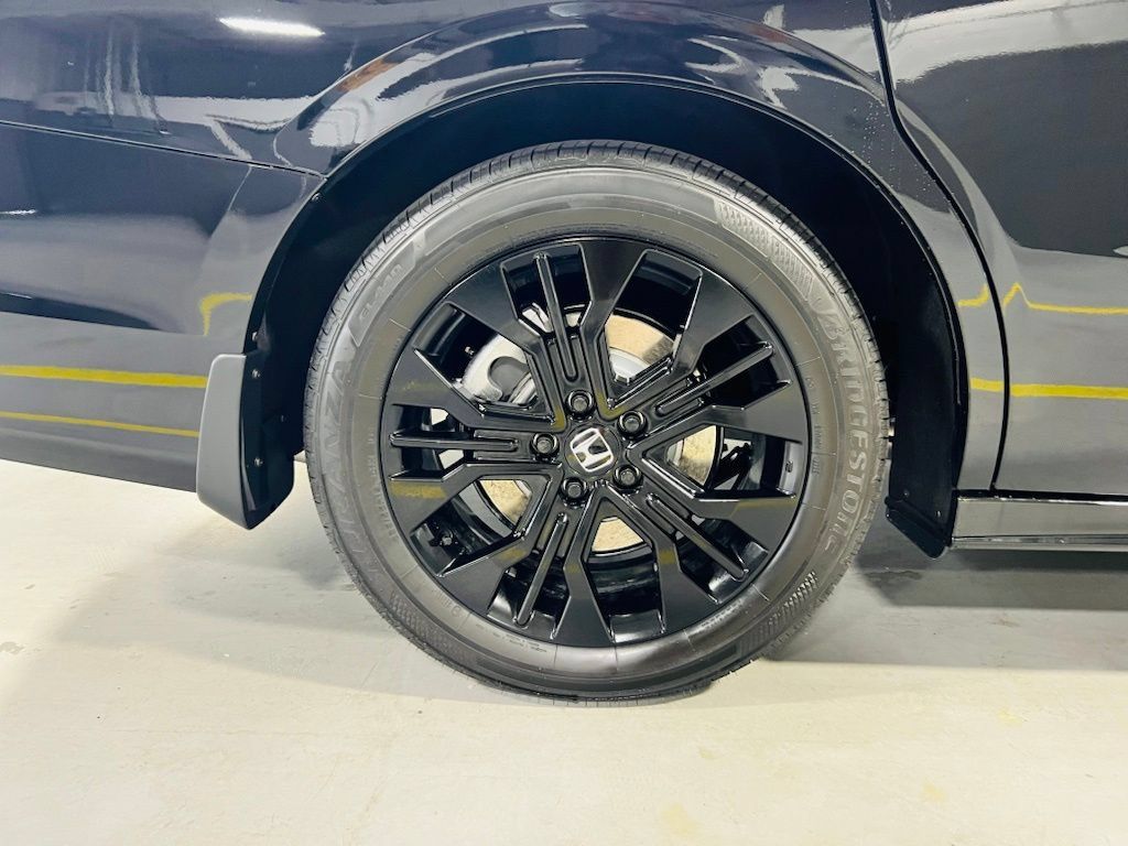 New 2026 Honda Odyssey Sport-L image 13