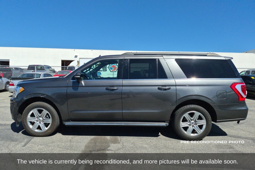 Used 2020 Ford Expedition Max XLT w/ Equipment Group 202A RWD image 9