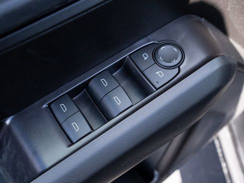 New 2026 Chevrolet Colorado W/T image 18