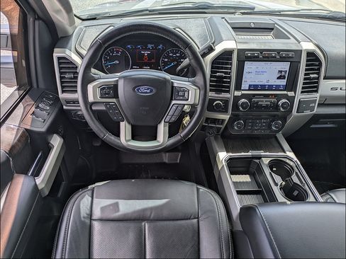 Used 2020 Ford F350 Lariat w/ Lariat Value Package AWD/4WD image 21