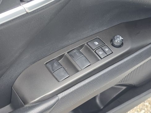 Used 2023 Toyota Camry SE FWD image 23