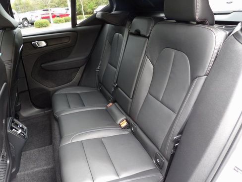 New 2025 Volvo XC40 B5 Plus w/ Protection Package Premier image 12