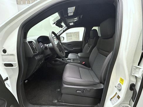 New 2026 Nissan Frontier SV image 10