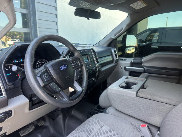 Used 2017 Ford F250 XLT w/ XLT Value Package AWD/4WD image 5