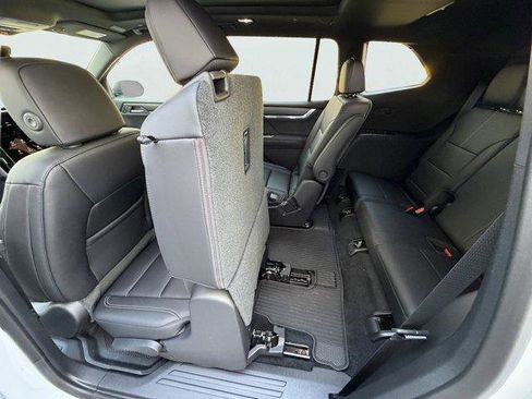 New 2026 GMC Acadia Elevation w/ Elevation Premium Package image 12