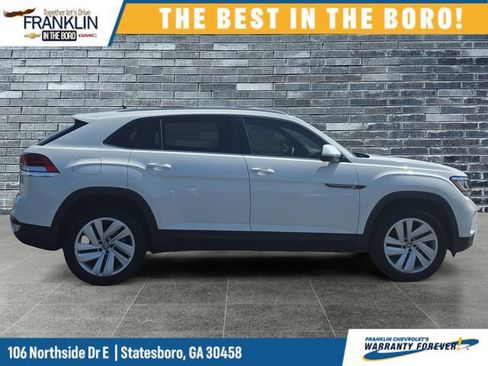 Used 2022 Volkswagen Atlas Cross Sport SE w/ Panoramic Sunroof Package FWD image 7