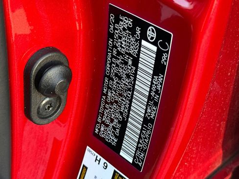 Used 2020 Toyota Prius Limited image 51