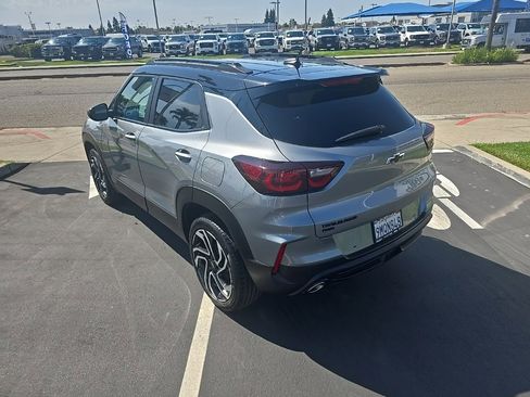 Used 2024 Chevrolet TrailBlazer RS w/ Convenience Package image 17