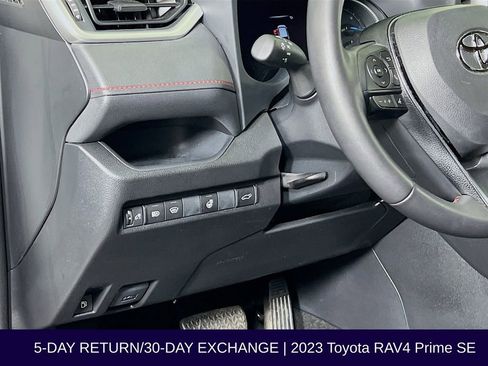 Used 2023 Toyota RAV4 SE w/ Weather & Moonroof Package image 12
