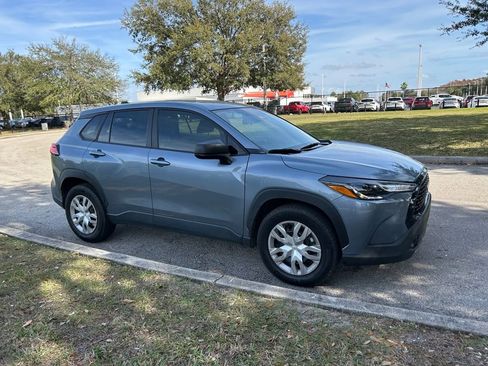 Certified 2024 Toyota Corolla Cross L image 7