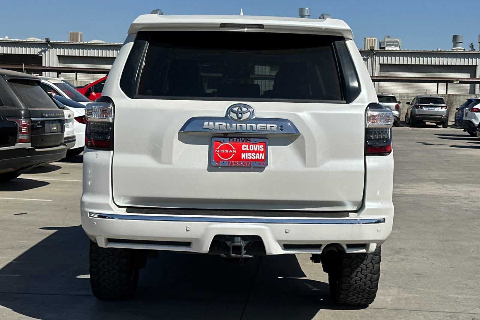 Used 2014 Toyota 4Runner Limited AWD/4WD image 8