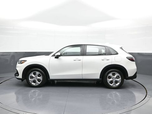 Certified 2025 Honda HR-V LX image 9