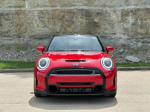 Used 2024 MINI Cooper S FWD image 3