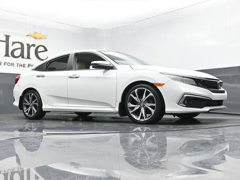 Used 2020 Honda Civic Touring image 2