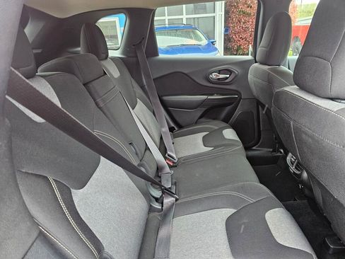 Used 2014 Jeep Cherokee Latitude image 15