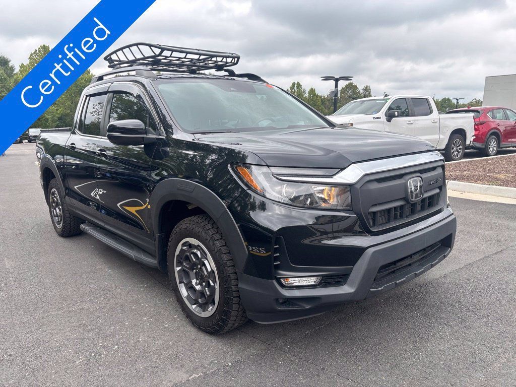 Certified 2025 Honda Ridgeline RTL image 3