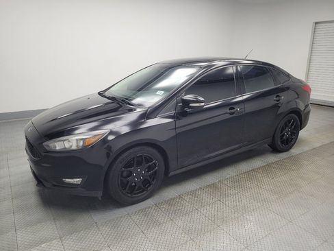 Used 2017 Ford Focus SEL image 2