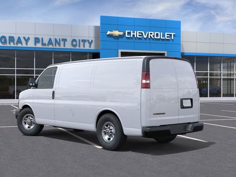 New 2026 Chevrolet Express 2500 w/ Driver Convenience Package RWD image 3