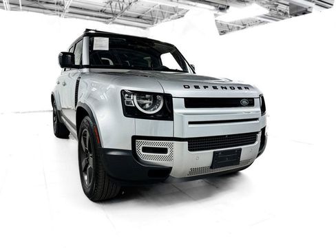 Used 2020 Land Rover Defender 110 image 8