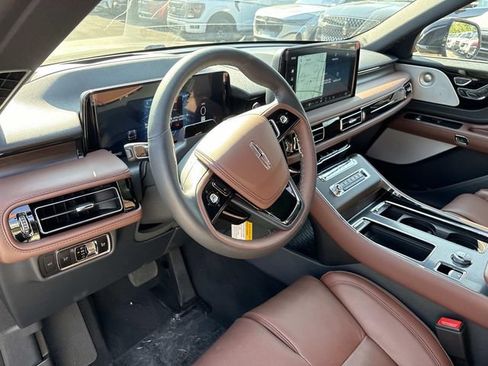 New 2026 Lincoln Aviator Reserve AWD/4WD image 23