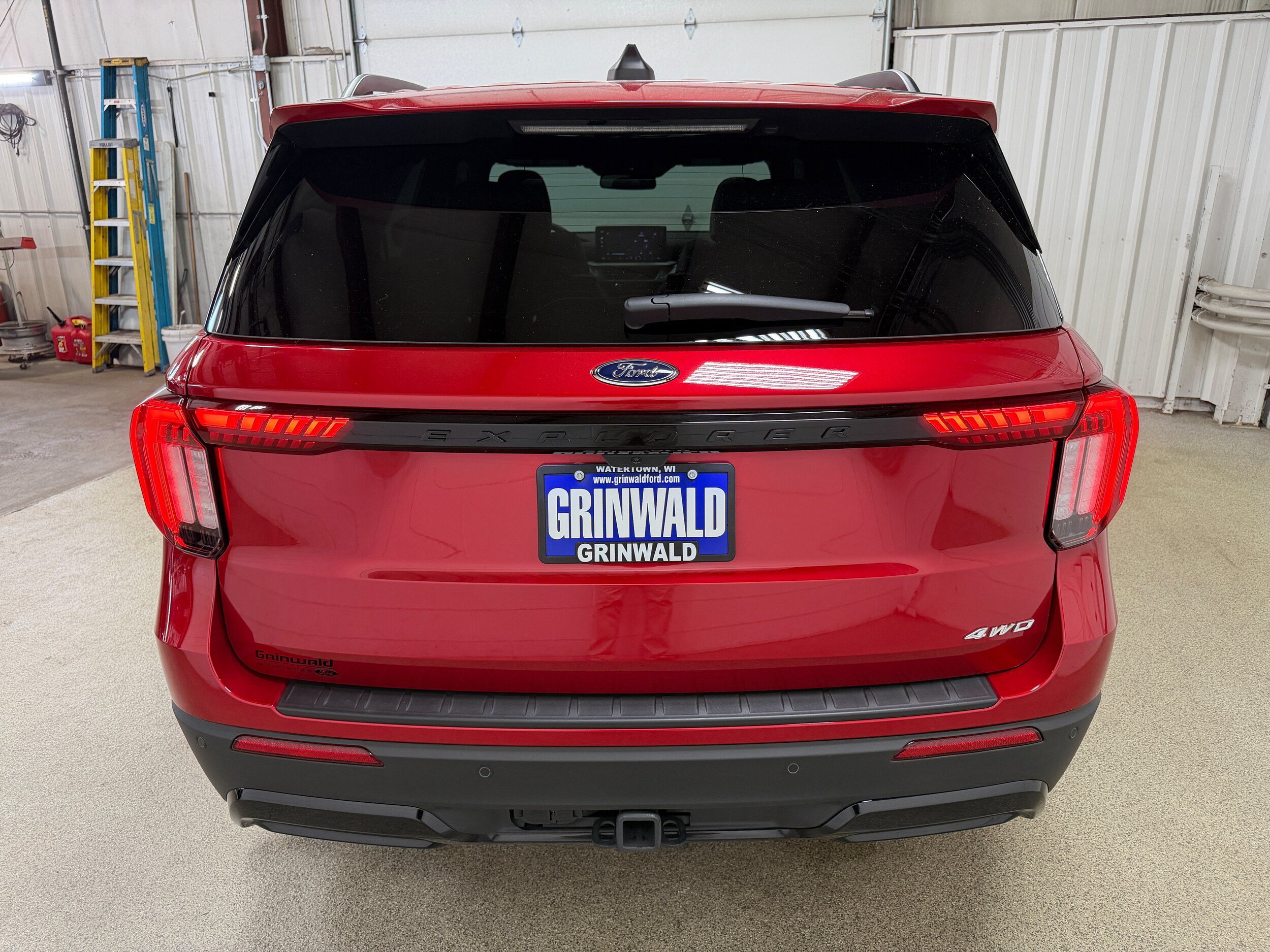 Used 2026 Ford Explorer ST-Line w/ ST-Line Street Pack AWD/4WD image 33