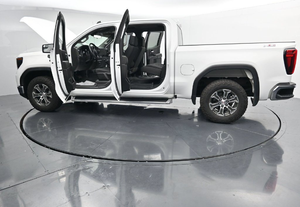 Used 2025 GMC Sierra 1500 Pro w/ Pro Value Package AWD/4WD image 42