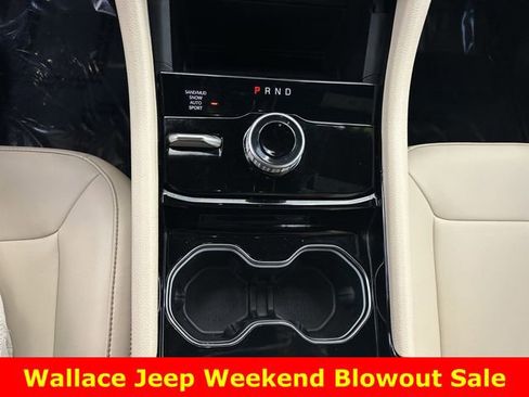 Certified 2023 Jeep Grand Cherokee L Limited image 24